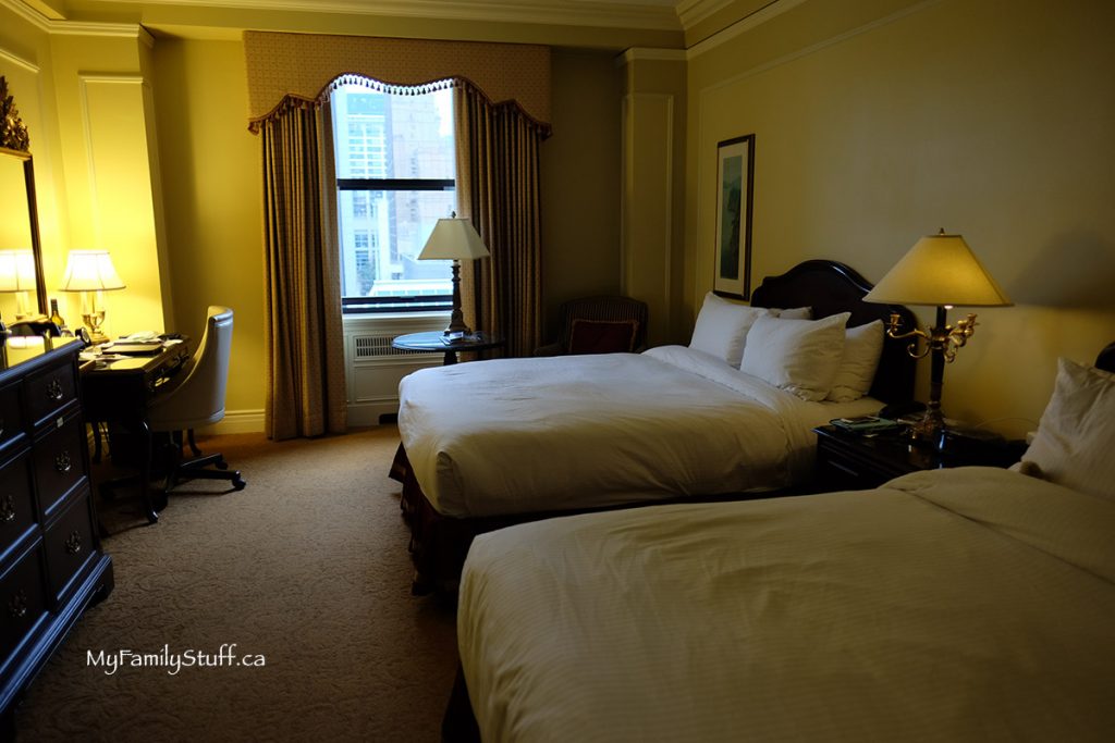 Deluxe Room Fairmont Hotel Vancouver review