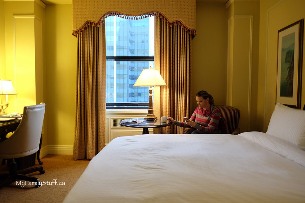 Fairmont Hotel Vancouver room