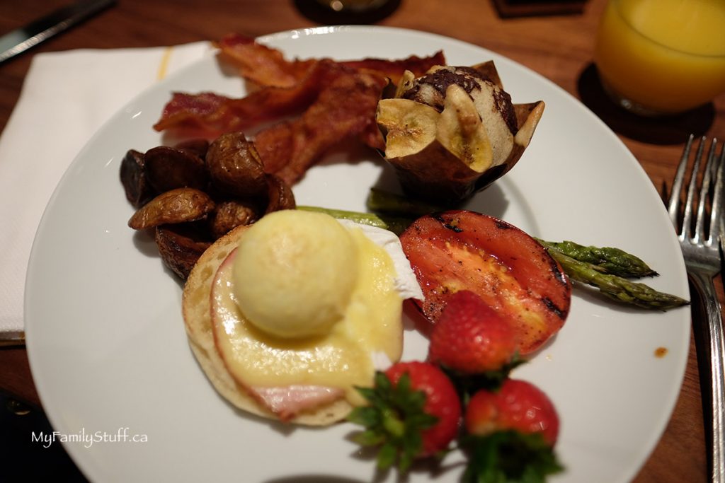 Fairmont Hotel Vancouver buffet breakfast