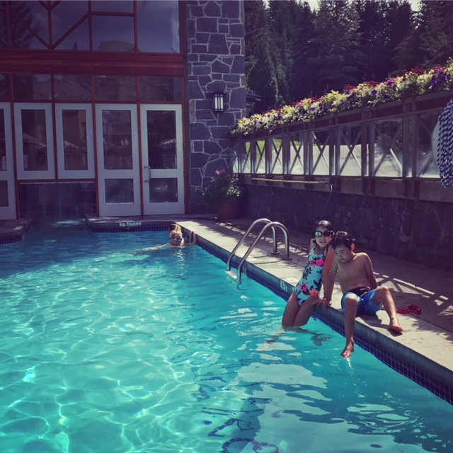 Pool Westin Whistler Resort and Spa